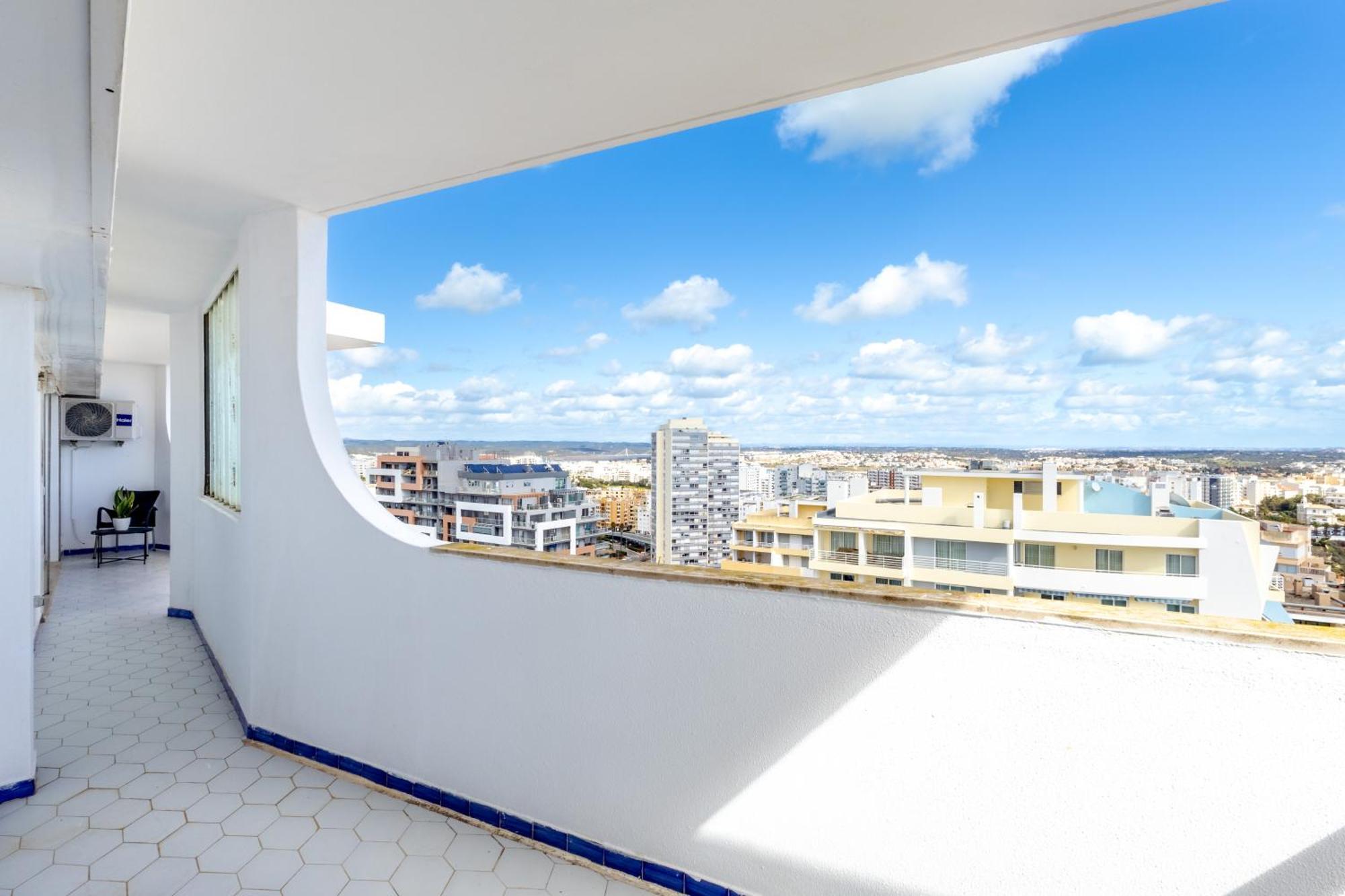Apartamentos Turisticos Perola Da Rocha Портіман Екстер'єр фото